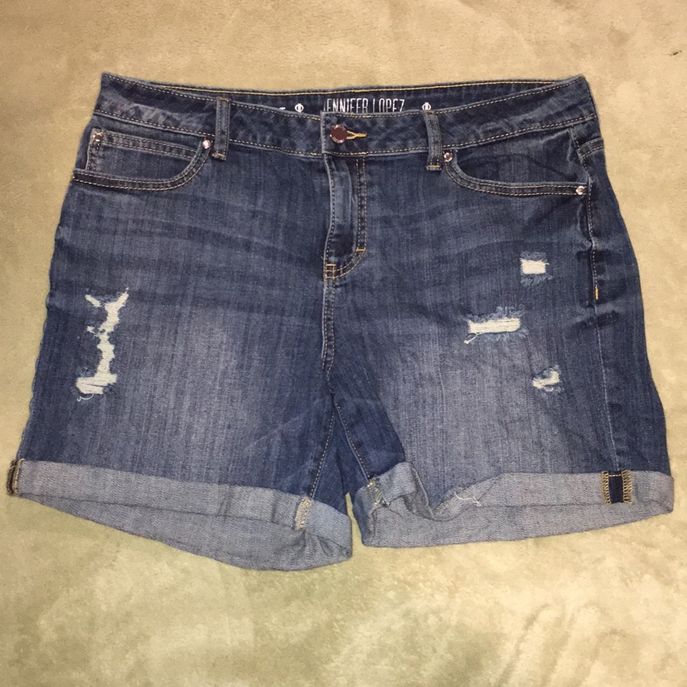 JENNIFER LOPEZ jean shorts size 10-14!